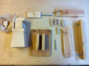 Bauteile der Holzlampe