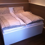 Ehebett mit großer Schublade Ehebett mit großer Schublade
